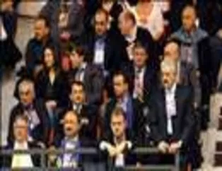 Hem Ağladılar Hem de Ağlattılar