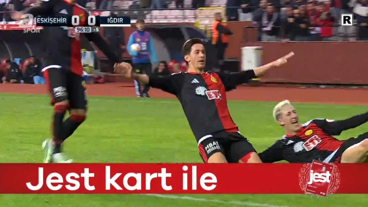 Eskişehirspor 1-0 Iğdır FK GOL: Kerem Baykuş (90+7)