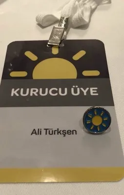 Akşener'den FETÖ ürünü logo