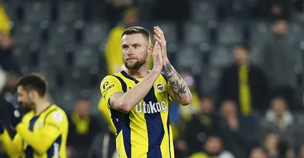 Fenerbahçe yeni stoperini buldu! Kararını gelecek ay verecek