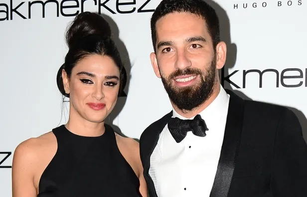 Arda Turan nikah masasına oturuyor-4