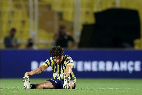 son-dakika-fenerbahce-dinamo-kiev-karsilasmasindaki-putin-olaylari-hakkinda-aciklama-yayinladi-1659016782841.jpg Son dakika: Fenerbahçe, Dinamo Kiev karşılaşmasındaki Putin olayları hakkında açıklama yayınladı! UEFA soruşturma başlattı-2