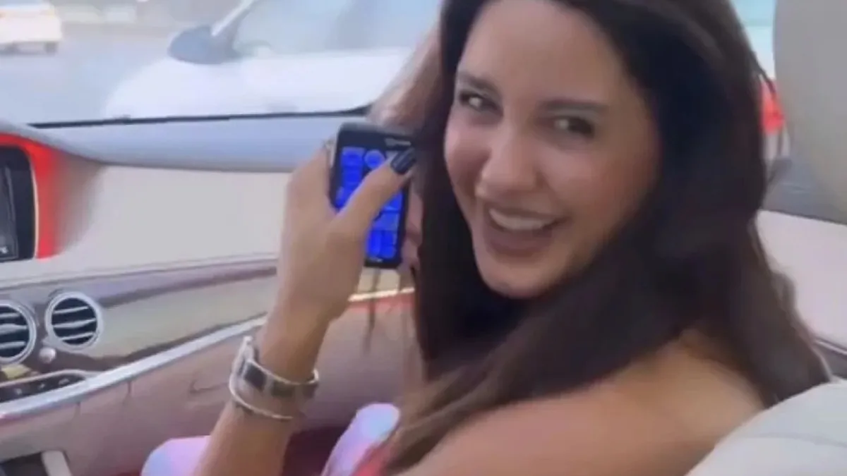 İZLE I Survivor finaline 'çakarlı araçla' giden yarışmacılar tepki çekmişti! Bakan Yerlikaya duyurdu: "Gereği yapıldı"