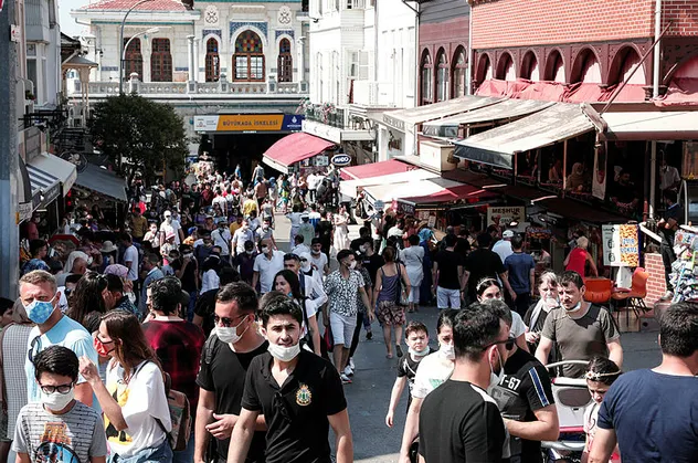 İşte koronavirüs vaka artışının nedeni! Uzmanlar "uzak durun" diyerek uyardı
