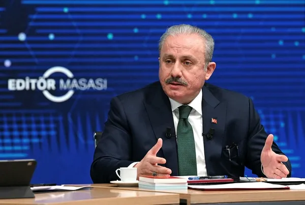 tbmm-baskani-mustafa-sentoptan-baskan-erdoganin-adayligi-ile-ilgili-flas-aciklama-hukuki-olarak-hicbir-problem-1675332485951.jpeg TBMM Başkanı Mustafa Şentop'tan Başkan Erdoğan'ın adaylığı ile ilgili flaş açıklama: Hukuki olarak hiçbir problem yoktur-6