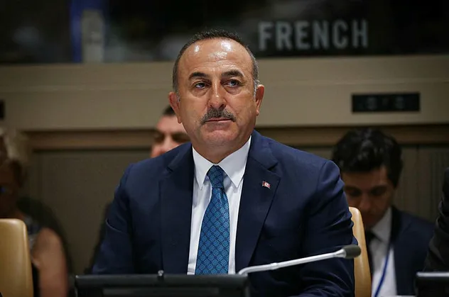 Çavuşoğlu'ndan Rum bakana tarihi ayar!