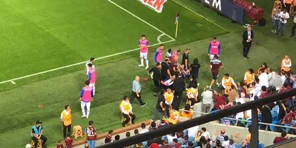 trabzonsporda-sakatlanan-benkovic-hastaneye-kaldirildi-1690745031875.jpeg