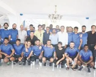 Eski ünlü futbolcular Adıyaman’da buluştu