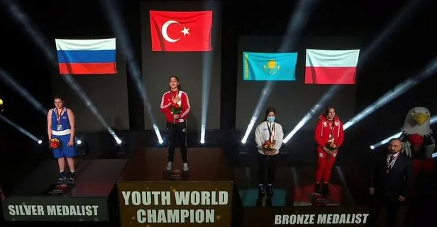 Milli sporcu Büşra Işıldar dünya gençler boks şampiyonu oldu