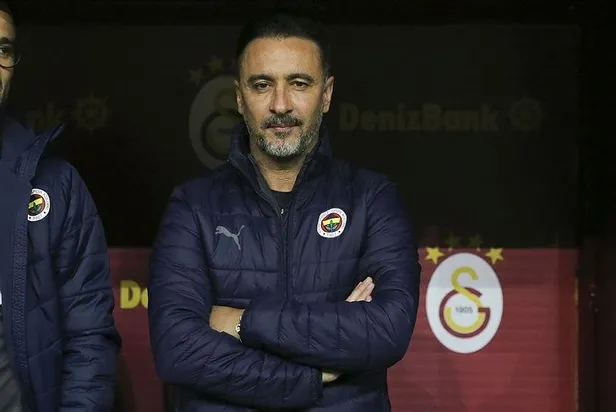 fenerbahcenin-hocasi-vitor-pereira-galatasaray-galibiyeti-sonrasi-sistem-yorumu-birden-fazla-sitemde-oynayabilmeliyiz-1637524306169.jpeg Kötü giden süreçte problem neydi? Takvim.com.tr sordu Fenerbahçe'nin hocası Vitor Pereira yanıtladı! Flaş Ferdi Kadıoğlu sözleri...-2