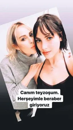 Hülya Avşar ile Kaya Çilingiroğlu'nun kızı Zehra'dan teyzeli selfie