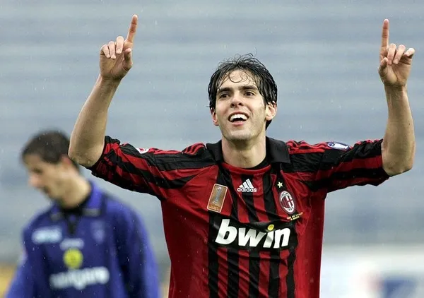 Milan’ın altın çocuğu Kaka! Müthiş bir performans sergiledi...-1