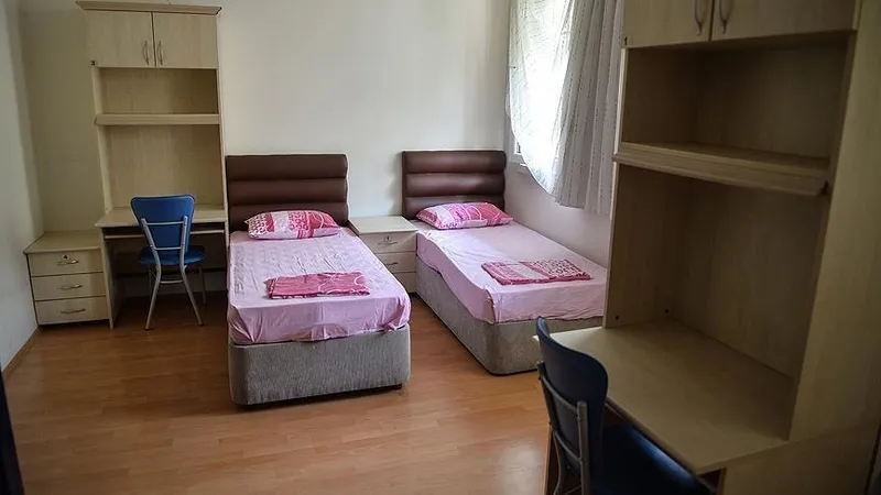 lise-parasiz-yatili-yurt-basvurusu-basladi-mi-hangi-tarihlerde-2024-2025-meb-ortaogretim-yurt-basvurulari-nere-1724038915793.jpg