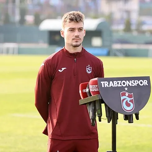 Trabzonspor’dan Ernest Muçi planı!