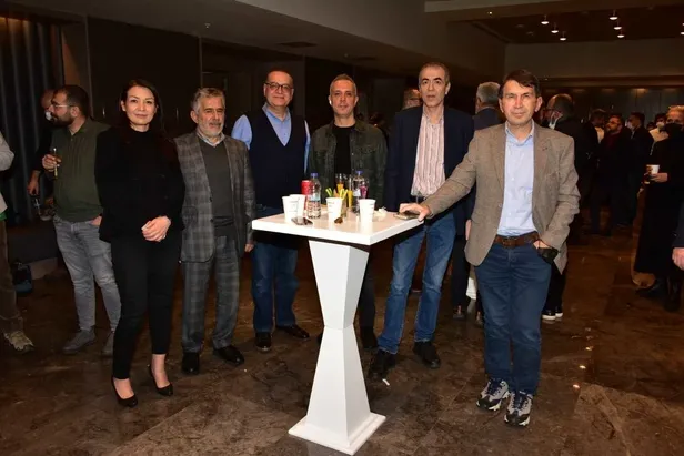 Yalnız Kurt ilk bölüm Turkuvaz Medya Merkezi'nde görücüye çıktı! Osman Sınav: "Biz bir duruş ve karakter anlatıyoruz her yere sıçrayabiliriz"-4