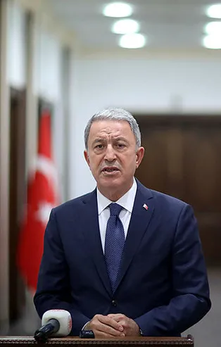 Hulusi Akar: İyi niyet göstergesi olarak NAVTEX'i iptal edebiliriz