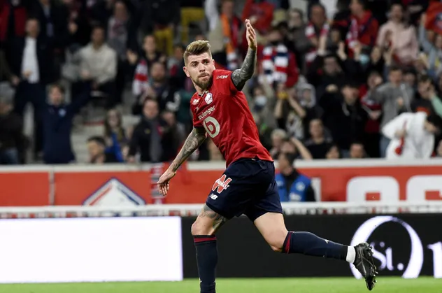 Burak Elmas giderse Xeka transferi yatacak