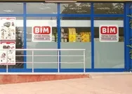 BİM markete girerken neden iki kapıdan geçilir?
