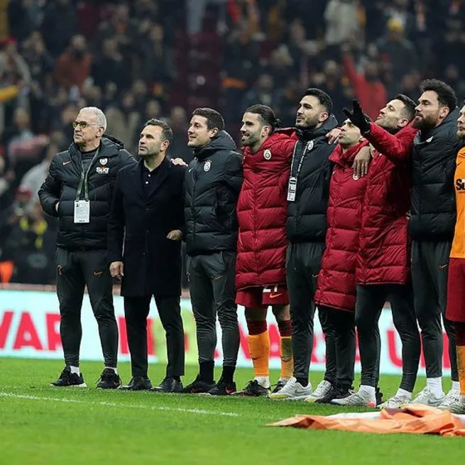 takvim.com.tr sordu Okan Buruk yanıtladı! İşte başarılı çalıştırıcının Kaan Ayhan planı