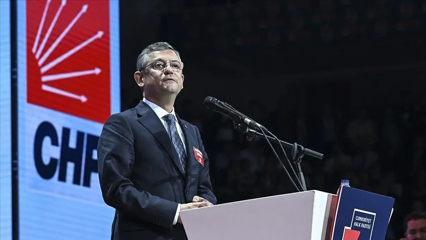 silivride-7-saatlik-ekim-trafigi-ozel-ile-imamoglu-gorustu-1780085229546.jpeg Silivri’de 7 saatlik EKİM trafiği: Özgür Özel İmamoğlu’nun da aralarında olduğu 19 kişiyle görüştü-4