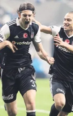 Mitrovic out, Atınç in