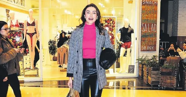 Özge Ulusoy'u yılbaşı telaşı sardı