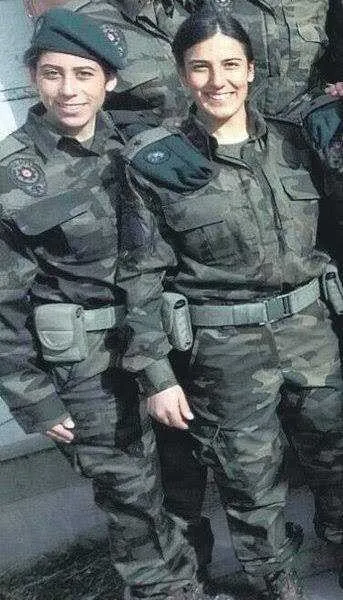 sehit-cennet-yigit-yas-gununde-anildi-acili-aileden-yurek-burkan-sozler-1788478489843.jpeg Şehit Cennet Yiğit yaş gününde anıldı! Acılı aileden yürek burkan sözler-4