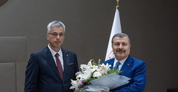 Sağlık Bakanlığı'nda yeni dönem! Kemal Memişoğlu görevi Fahrettin Koca'dan devraldı