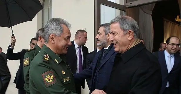 Son dakika: Bakan Akar’dan Rusya Savunma Bakanı Şoygu ile İdlib görüşmesi