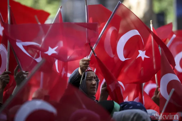 Saraçhane’deki 15 Temmuz etkinlik alanına millet akın etti - 2