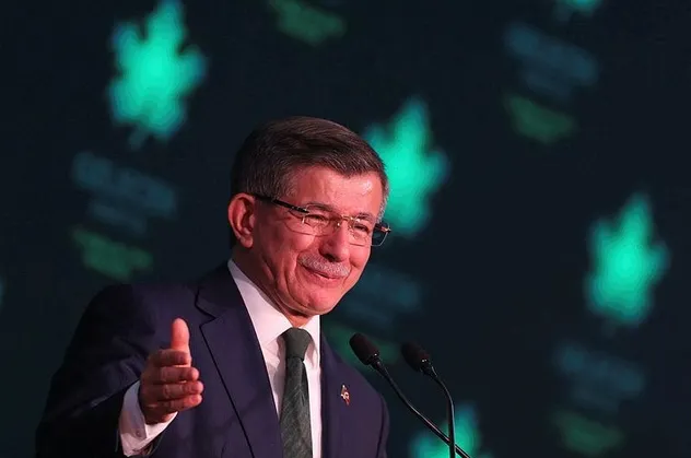 Ahmet Davutoğlu, Biden korosunun rüzgarıyla üfürmeye başladı: "İlk seçimde iktidar olacağız"