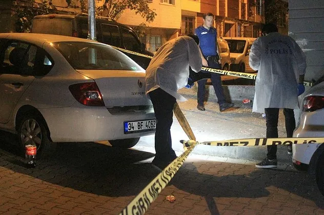 İstanbul'da çarşaflı erkek saldırgan kurşun yağdırdı: 1 yaralı