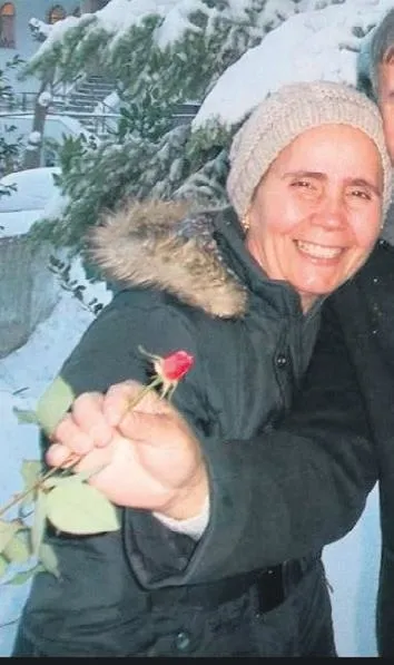 durak-kahyasinin-saldirisi-sonucu-yaralanan-taksi-soforu-isyan-etti-1645651645750.jpeg Durak kahyasının saldırısı sonucu yaralanan taksi şoförü isyan etti-4