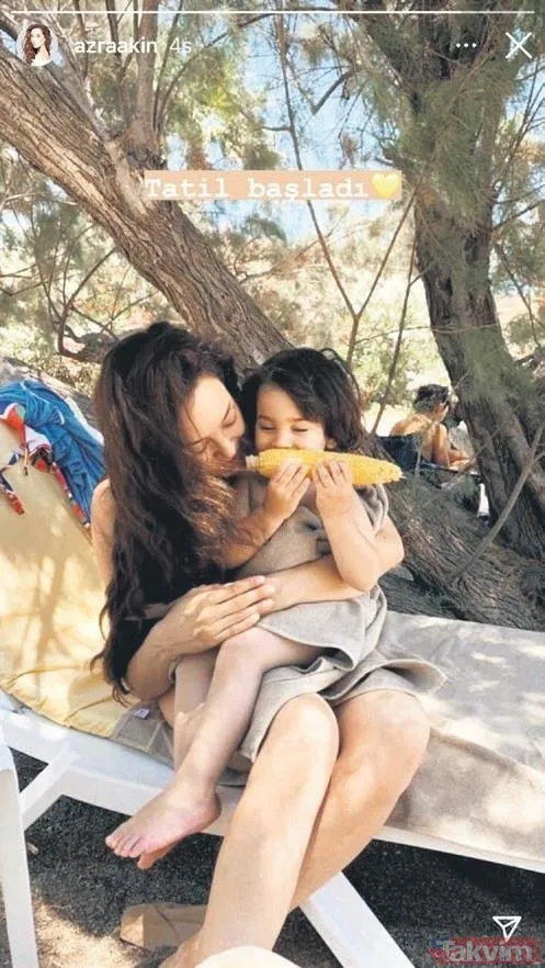 Azra Akın eşi ve oğluyla Bodrum'da! 2002 Türkiye güzeli plaja indi gören dönüp bir daha baktı!