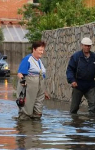 Rusya'da sel 12 can aldı