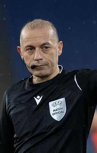 Kuveyt'te Cüneyt Çakır rüzgarı! Al Kuwait-Al Qadisia finalinde düdük çaldı