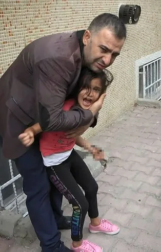 Küçük kızın feryadı mahalleliyi sokağa döktü! Esenyurt'ta yürek yakan olay