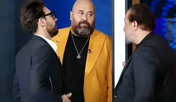 Masterchef Somer Sivrioğlu Mehmet Yalçınkaya kanlı bıçaklı oldu Danilo Zanna gidicekti o gidiyor! Araya para girdi 'ya o ya ben'-5