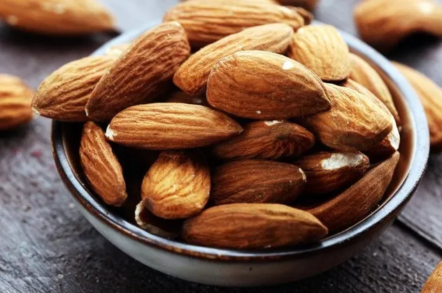 Badem güzelliği | Bademin faydaları nelerdir ?