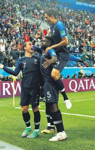 Fransa finale uçtu