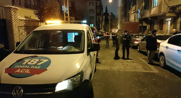1646130361852.jpg Esenler'de gaz kaçağı paniği! Mahalleli sokağa döküldü-3