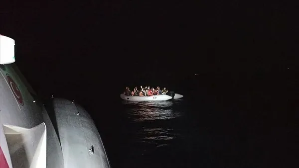 avrupa-birligi-gucu-frontex-yunanistanin-siginmacilara-yonelik-ihlallerine-ortak-oldu-1595884707940.jpeg Avrupa Birliği gücü FRONTEX Yunanistan'ın sığınmacılara yönelik ihlallerine ortak oldu-7