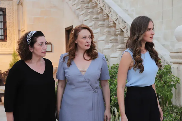 hercai-40-yeni-bolum-fragmani-yayinlandi-mi-oyun-kurucusu-olarak-herkese-meydan-okuyacak-1600461017507.jpg Hercai 40. yeni bölüm fragmanı yayınlandı! Oyun kurucusu olarak herkese meydan okuyacak-5