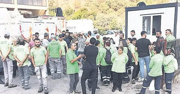 İzmir’deki CHP’li belediyelerde maaş krizi! Ücret adaletsizliğine karşı işçiler eylem yaptı