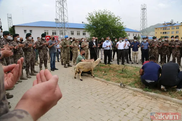 Tunceli'de Polis Özel Harekat timleri dualarla Suriye'ye uğurlandı - 16
