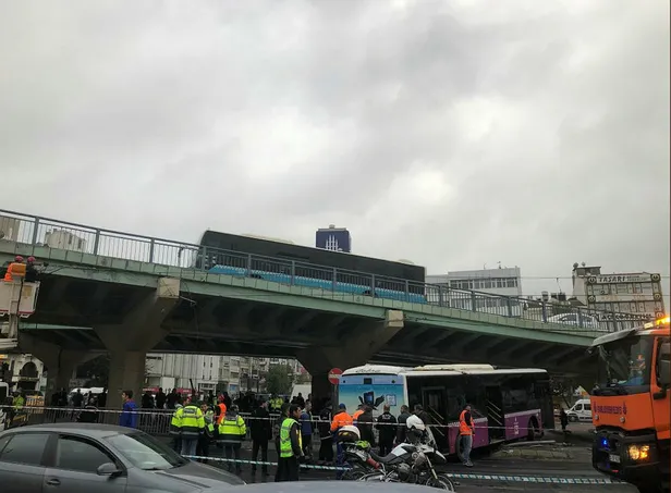 Son dakika: Aksaray'da otobüs kazası! Tramvay seferleri aksadı-1