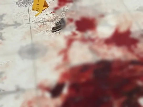 rus-ruleti-oynadigi-tabanca-dolu-cikti-hayatini-kaybetti-1612344933895.jpg Rus ruleti oynadığı tabanca dolu çıktı! Hayatını kaybetti-5