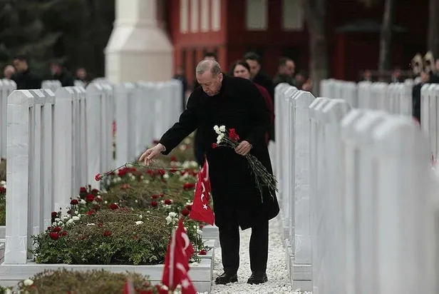 son-dakika-canakkale-zaferinin-108-yil-donumu-baskan-recep-tayyip-erdogan-depremin-yaralarini-canakkale-ruhu-i-1679148489573.jpeg Son dakika: Çanakkale Zaferi'nin 108. yıl dönümü! Başkan Recep Tayyip Erdoğan: Depremin yaralarını Çanakkale ruhu ile sarabiliriz-4