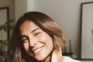 Ne krem, ne estetik! 50’lik oyuncu güzellik için her sabah bunu yapıyor! Arzum Onan’ın 1 kırışıklığının bile olmamasının sırrı..