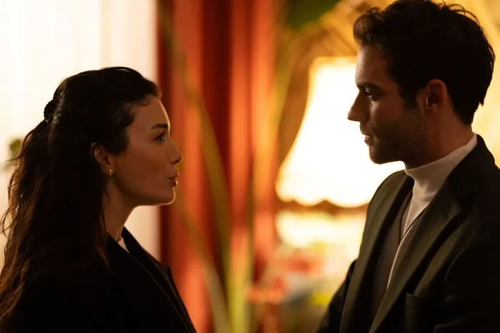 safir-21-bolumden-ipuclari-yaman-umudunu-yitirmiyor-1705826401203.jpg Safir 21. bölümden ipuçları: Yaman umudunu yitirmiyor!-2